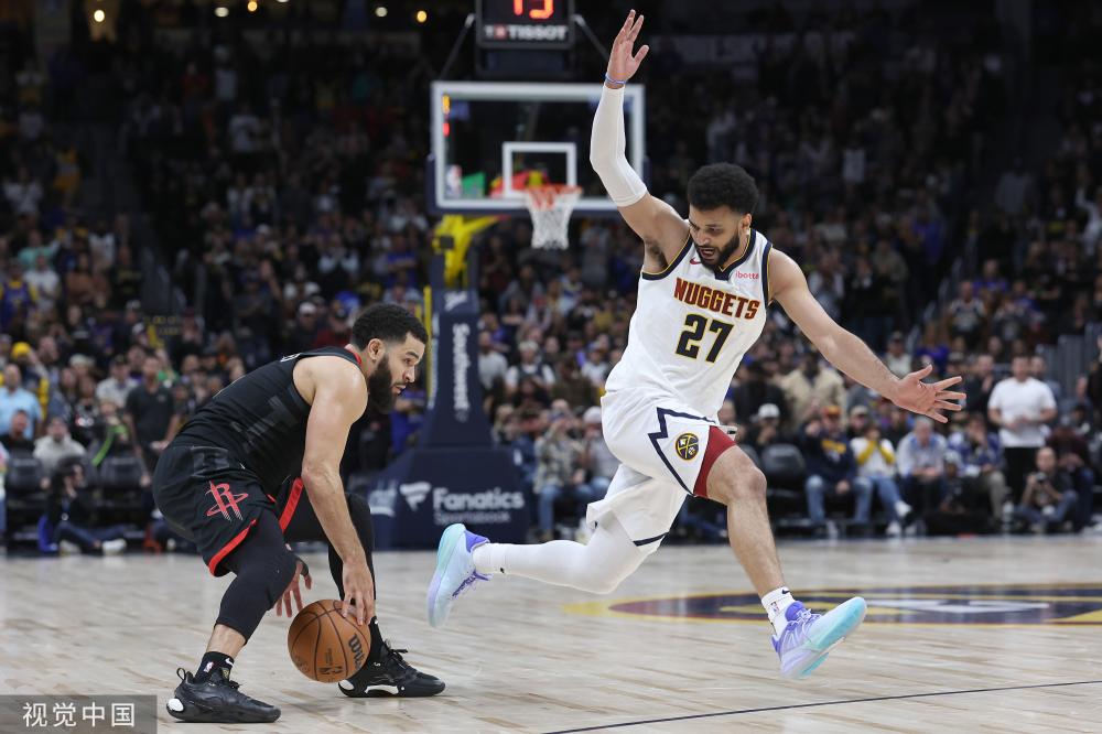 级杯比赛中 级杯比赛中