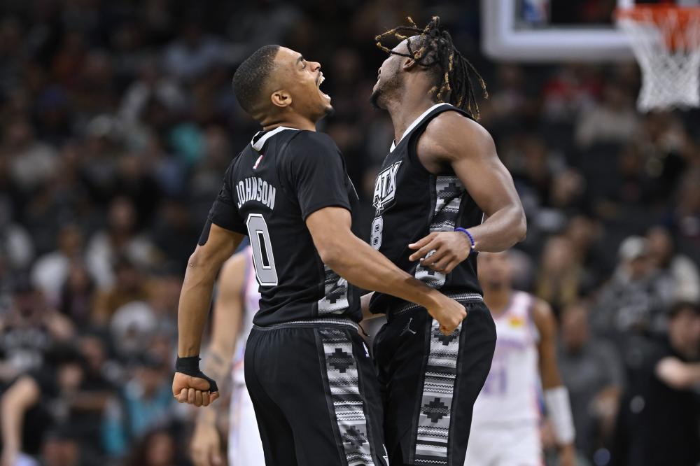 中处于领先 中处于领先